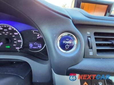 Zdjęcie 29 z 46 samochodu: 2012 LEXUS CT 200 VIN:JTHKD5BH8C2070771 - miniatura