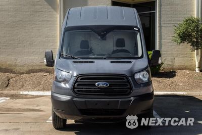 Czwarte zdjęcie samochodu z boku: 2019 FORD TRANSIT T-250 VIN:1FTYR3XM7KKA97725 - miniatura