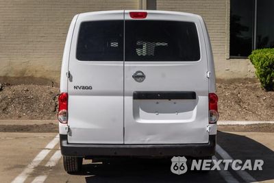 Zdjęcie 8 z 46 samochodu: 2019 NISSAN NV200 2.5S VIN:3N6CM0KN8KK698327 - miniatura