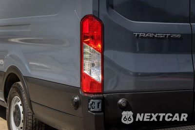 Zdjęcie 35 z 46 samochodu: 2019 FORD TRANSIT T-250 VIN:1FTYR3XM7KKA97725 - miniatura