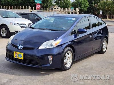 Zdjęcie 6 z 34 samochodu: 2014 TOYOTA PRIUS VIN:JTDKN3DU2E1761994 - miniatura