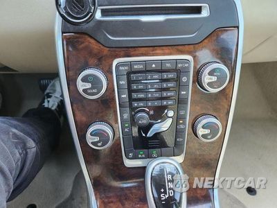 Zdjęcie 24 z 35 samochodu: 2015 VOLVO S80 PREMIER VIN:YV140MAK4F1186292 - miniatura