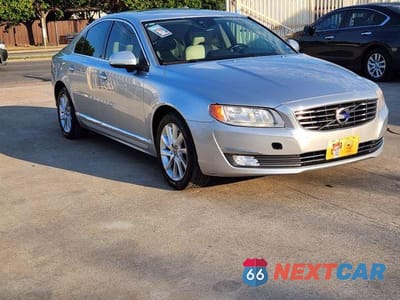 Piąte zdjęcie samochodu w środku: 2015 VOLVO S80 PREMIER VIN:YV140MAK4F1186292 - miniatura