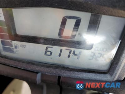 Zdjęcie 8 z 10 samochodu: 2016 KAWASAKI EX650 F VIN:JKAEXEF14GDA28351 - miniatura