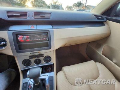 Zdjęcie 17 z 28 samochodu: 2007 VOLKSWAGEN PASSAT 2.0T VIN:WVWAK73C87P137301 - miniatura