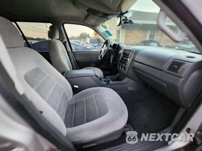 Zdjęcie 15 z 32 samochodu: 2005 FORD EXPLORER XLT VIN:1FMZU63KX5UA19467 - miniatura