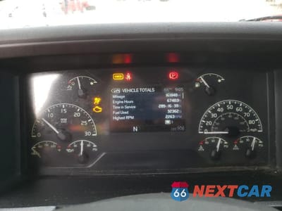 Zdjęcie 8 z 10 samochodu: 2019 VOLVO VN VNL VIN:4V4NC9EH9KN198670 - miniatura