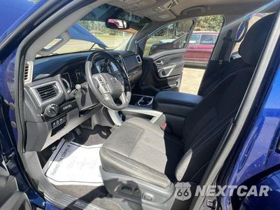 Zdjęcie 7 z 13 samochodu: 2017 NISSAN TITAN SV VIN:1N6AA1E67HN554197 - miniatura