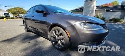 Czwarte zdjęcie samochodu z boku: 2015 CHRYSLER 200 S VIN:1C3CCCDG7FN644284 - miniatura