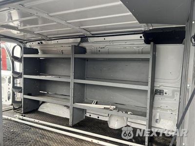 Zdjęcie 9 z 11 samochodu: 2014 FORD ECONOLINE E150 VAN VIN:1FTNE1EW7EDA38450 - miniatura