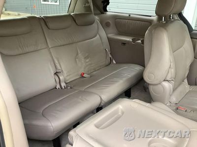 Zdjęcie 33 z 52 samochodu: 2005 TOYOTA SIENNA XLE VIN:5TDZA22C15S250455 - miniatura