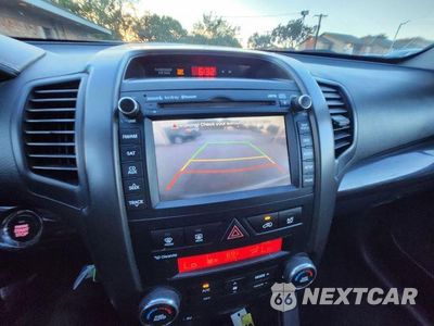 Zdjęcie 7 z 47 samochodu: 2013 KIA SORENTO SX VIN:5XYKW4A23DG386556 - miniatura