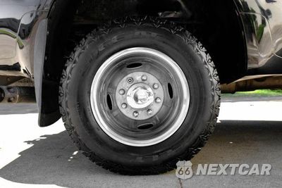 Zdjęcie 45 z 49 samochodu: 2010 FORD F350 SUPER DUTY VIN:1FTWW3DR3AEA78344 - miniatura