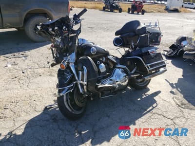 Drugie zdjęcie samochodu z przodu: 2004 HARLEY-DAVIDSON FLHTCUI SHRINE VIN:1HD1FLW184Y600260 - miniatura