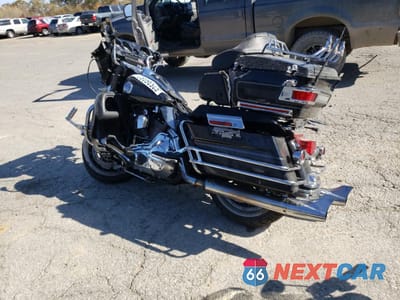 Trzecie zdjęcie samochodu z tyłu: 2004 HARLEY-DAVIDSON FLHTCUI SHRINE VIN:1HD1FLW184Y600260 - miniatura