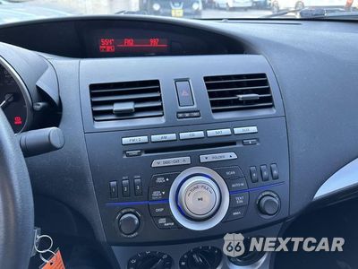 Zdjęcie 21 z 21 samochodu: 2010 MAZDA 3 I VIN:JM1BL1SFXA1104031 - miniatura