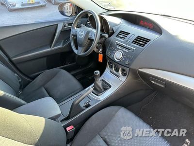 Czwarte zdjęcie samochodu z boku: 2010 MAZDA 3 I VIN:JM1BL1SFXA1104031 - miniatura