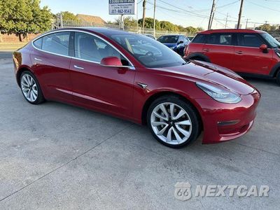 Trzecie zdjęcie samochodu z tyłu: 2018 TESLA MODEL 3 VIN:5YJ3E1EB7JF088014 - miniatura