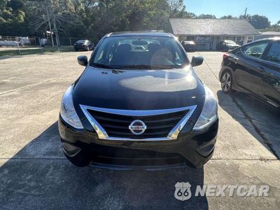 Piąte zdjęcie samochodu w środku: 2016 NISSAN VERSA S VIN:3N1CN7AP2GL838971 - miniatura