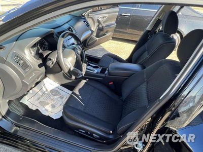 Zdjęcie 6 z 11 samochodu: 2018 NISSAN ALTIMA 2.5 VIN:1N4AL3AP7JC244050 - miniatura