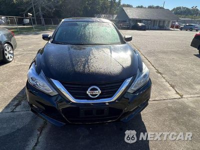 Piąte zdjęcie samochodu w środku: 2018 NISSAN ALTIMA 2.5 VIN:1N4AL3AP7JC244050 - miniatura