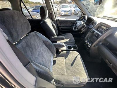 Zdjęcie 17 z 25 samochodu: 2003 HONDA CR-V EX VIN:SHSRD78813U117910 - miniatura