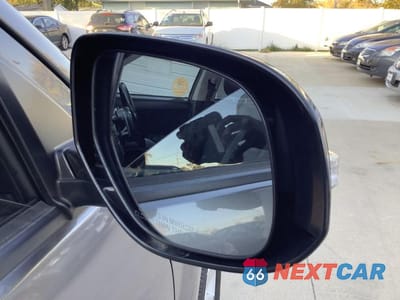 Zdjęcie 16 z 55 samochodu: 2011 MITSUBISHI OUTLANDER SE VIN:JA4JT3AW4BU031368 - miniatura