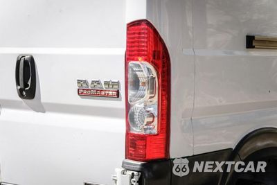 Zdjęcie 36 z 45 samochodu: 2015 RAM PROMASTER 2500 2500 HIGH VIN:3C6TRVDD5FE510641 - miniatura