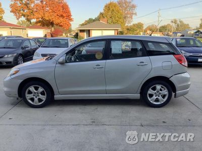 Piąte zdjęcie samochodu w środku: 2004 TOYOTA COROLLA MATRIX BASE VIN:2T1LR32E84C317680 - miniatura
