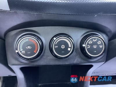 Zdjęcie 48 z 55 samochodu: 2011 MITSUBISHI OUTLANDER SE VIN:JA4JT3AW4BU031368 - miniatura