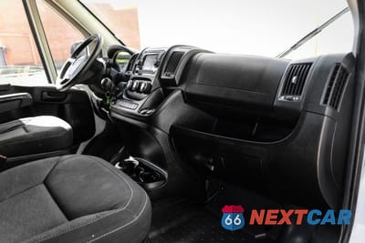 Zdjęcie 13 z 45 samochodu: 2015 RAM PROMASTER 2500 2500 HIGH VIN:3C6TRVDD5FE510641 - miniatura