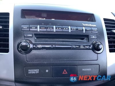 Zdjęcie 49 z 55 samochodu: 2011 MITSUBISHI OUTLANDER SE VIN:JA4JT3AW4BU031368 - miniatura