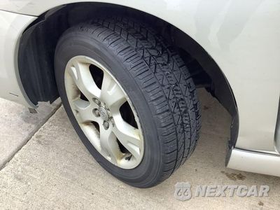 Zdjęcie 19 z 36 samochodu: 2004 TOYOTA COROLLA MATRIX BASE VIN:2T1LR32E84C317680 - miniatura