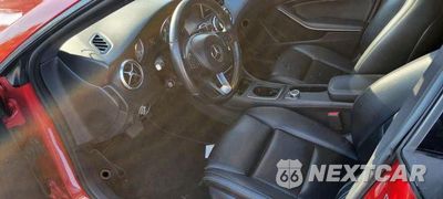 Zdjęcie 14 z 15 samochodu: 2016 MERCEDES-BENZ CLA 250 VIN:WDDSJ4EB9GN329094 - miniatura