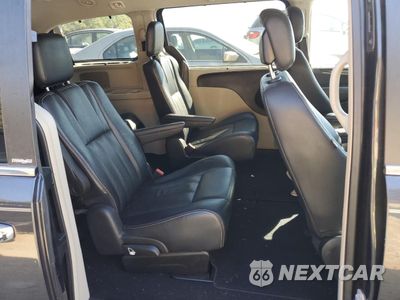 Zdjęcie 6 z 10 samochodu: 2013 CHRYSLER TOWN & COUNTRY TOURING L VIN:2C4RC1CG6DR616181 - miniatura
