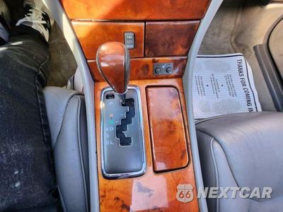 Zdjęcie 32 z 33 samochodu: 2001 LEXUS LS 430 VIN:JTHBN30F010014559 - miniatura