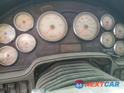 Zdjęcie 15 z 20 samochodu: 2014 INTERNATIONAL PROSTAR VIN:3HSDJSJR6EN468764 - miniatura