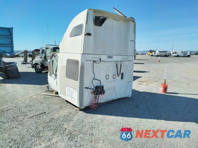 Piąte zdjęcie samochodu w środku: 2014 INTERNATIONAL PROSTAR VIN:3HSDJSJR6EN468764 - miniatura