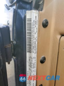 Zdjęcie 10 z 10 samochodu: 1997 JEEP WRANGLER / TJ SPORT VIN:1J4FY19S0VP486637 - miniatura