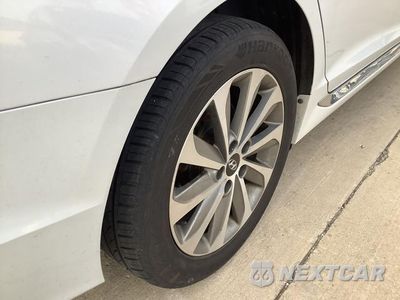 Zdjęcie 21 z 51 samochodu: 2015 HYUNDAI SONATA SPORT VIN:5NPE34AFXFH080782 - miniatura