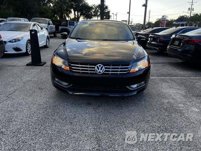 Trzecie zdjęcie samochodu z tyłu: 2015 VOLKSWAGEN PASSAT SEL VIN:1VWCV7A35FC008972 - miniatura
