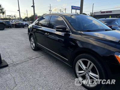 Piąte zdjęcie samochodu w środku: 2015 VOLKSWAGEN PASSAT SEL VIN:1VWCV7A35FC008972 - miniatura