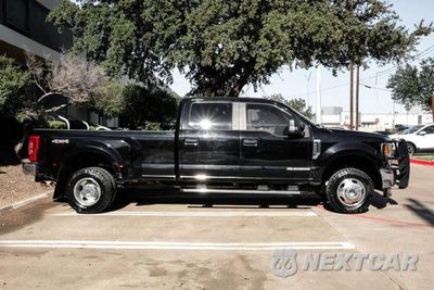 Piąte zdjęcie samochodu w środku: 2017 FORD F350 SUPER DUTY VIN:1FT8W3DT8HEF35129 - miniatura