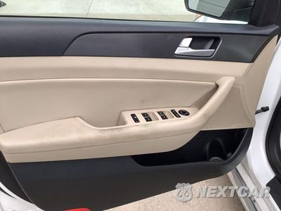 Zdjęcie 35 z 51 samochodu: 2015 HYUNDAI SONATA SPORT VIN:5NPE34AFXFH080782 - miniatura