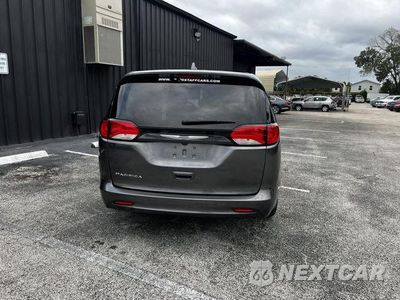 Zdjęcie 8 z 21 samochodu: 2019 CHRYSLER PACIFICA TOURING VIN:2C4RC1DG6KR626530 - miniatura
