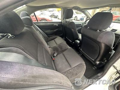 Zdjęcie 26 z 40 samochodu: 2011 HONDA CIVIC LX-S VIN:19XFA1F61BE044821 - miniatura