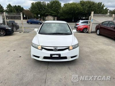 Trzecie zdjęcie samochodu z tyłu: 2011 HONDA CIVIC LX-S VIN:19XFA1F61BE044821 - miniatura