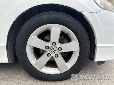 Zdjęcie 17 z 40 samochodu: 2011 HONDA CIVIC LX-S VIN:19XFA1F61BE044821 - miniatura