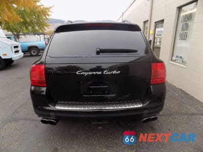 Drugie zdjęcie samochodu z przodu: 2006 PORSCHE CAYENNE TURBO VIN:WP1AC29P06LA90781 - miniatura