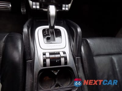 Zdjęcie 24 z 24 samochodu: 2006 PORSCHE CAYENNE TURBO VIN:WP1AC29P06LA90781 - miniatura